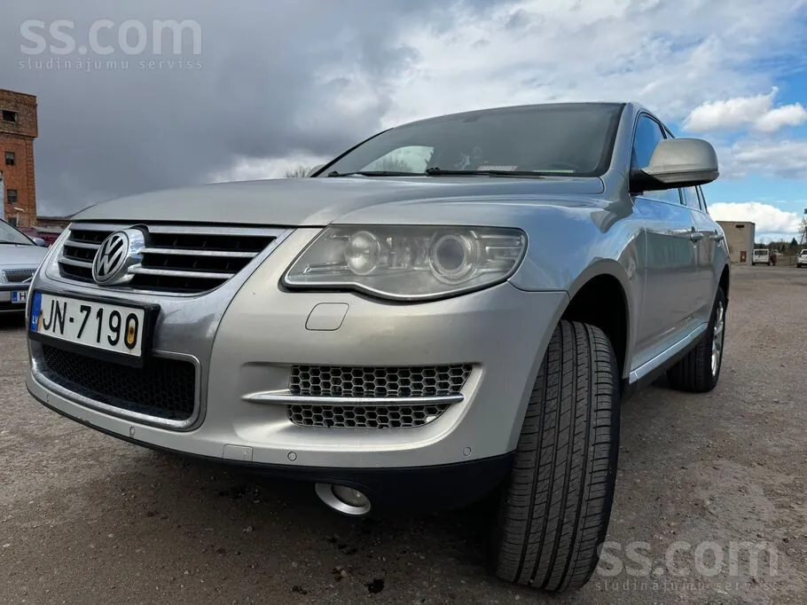 Volkswagen Touareg