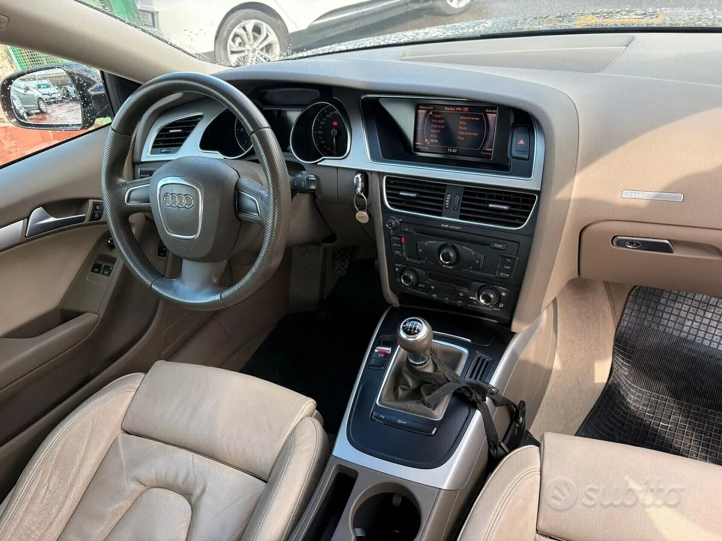 Audi A5 2012 photo 5