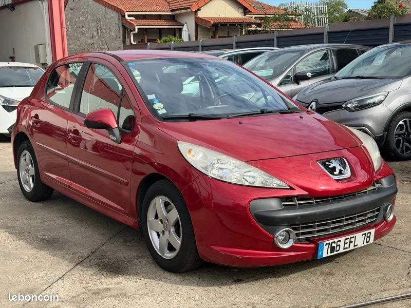 Peugeot 207 2007 photo 2