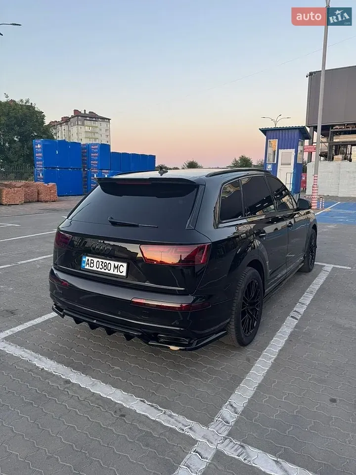 Audi Q7 2015 photo 3
