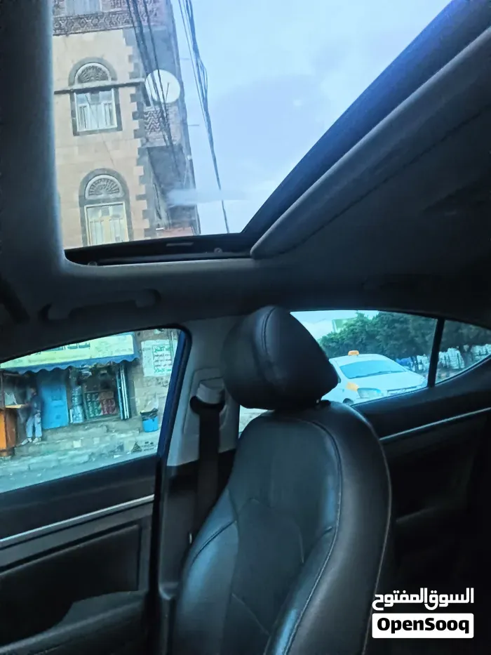 Hyundai Elantra 2017 photo 4