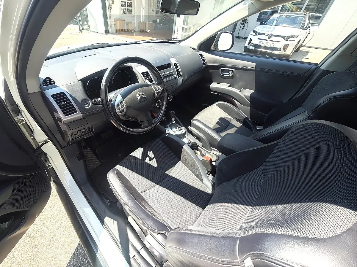 Citroen C-Crosser 2010 photo 3