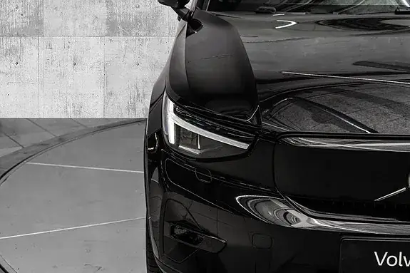 Volvo Ex40 2025 photo 4