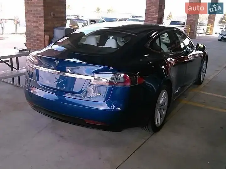 Tesla Model S 2017 photo 4