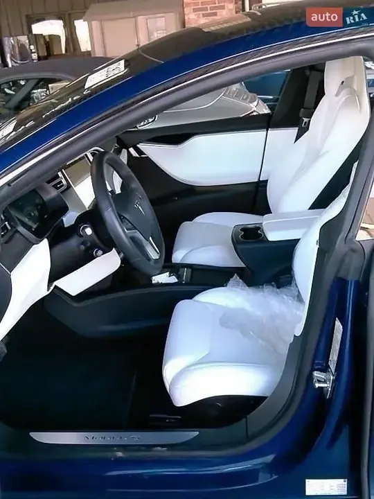 Tesla Model S 2017 photo 5