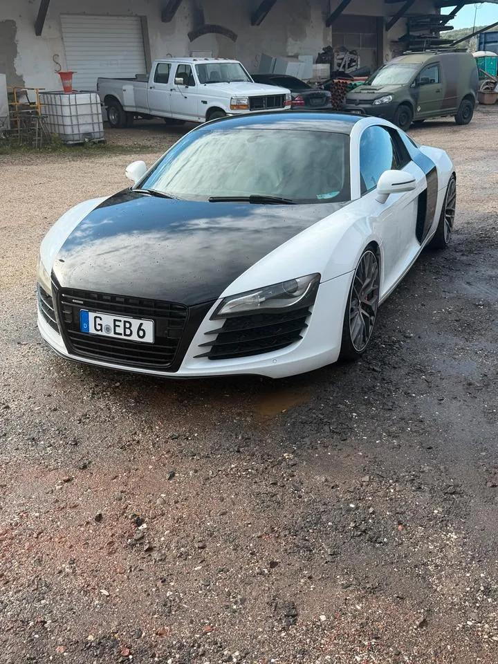 Audi R8