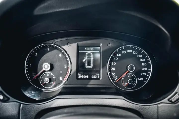 Volkswagen Sharan 2012 photo 2
