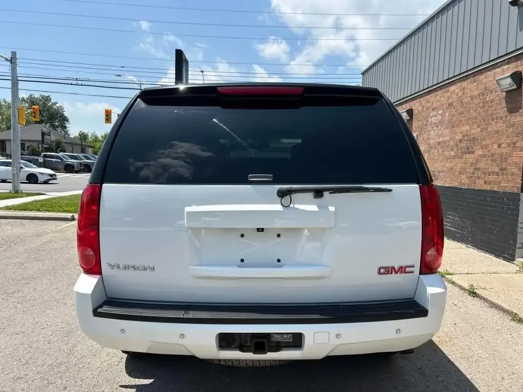 GMC Yukon 2014 photo 5
