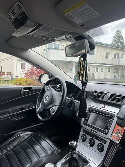 Volkswagen Passat 2010 photo 4