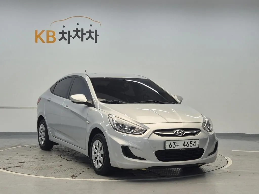 Hyundai Accent 2015 photo 4