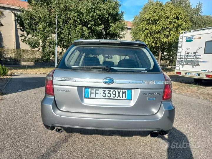 Subaru Legacy 2009 photo 2