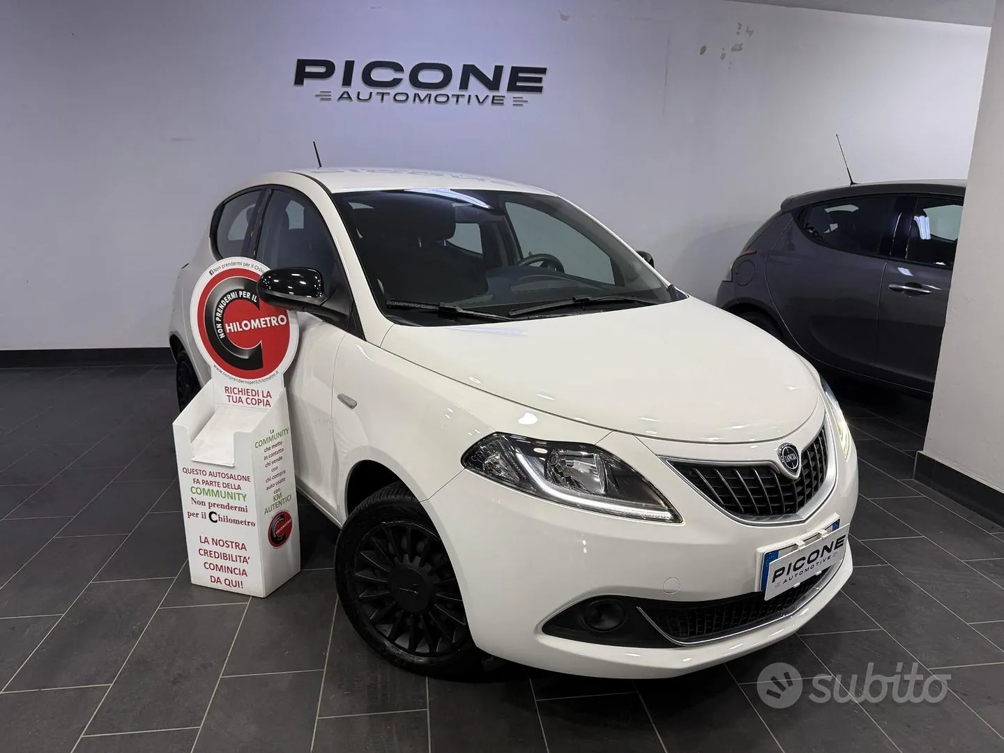 Lancia Ypsilon