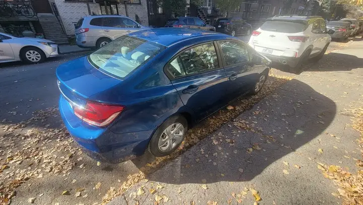 Honda Civic 2015 photo 2