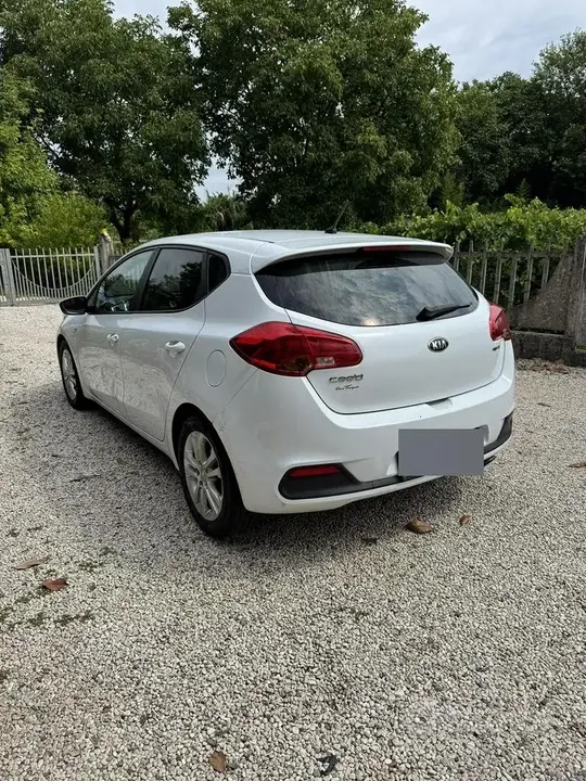 Kia Ceed 2013 photo 5