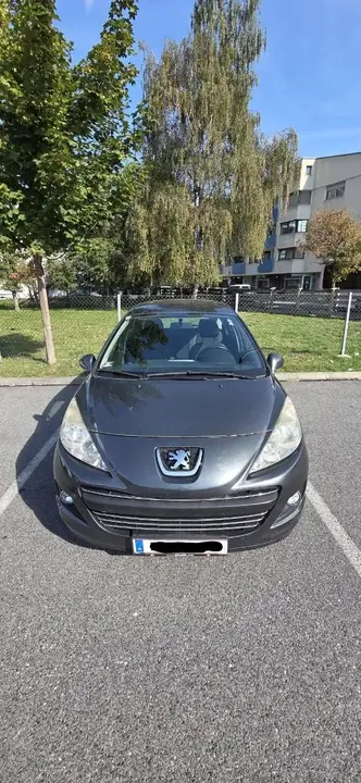 Peugeot 207 2010 photo 3
