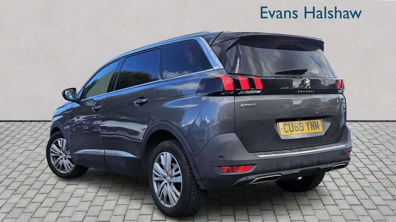 Peugeot 5008 2019 photo 2