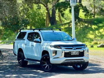 Mitsubishi Triton 2021 photo 3