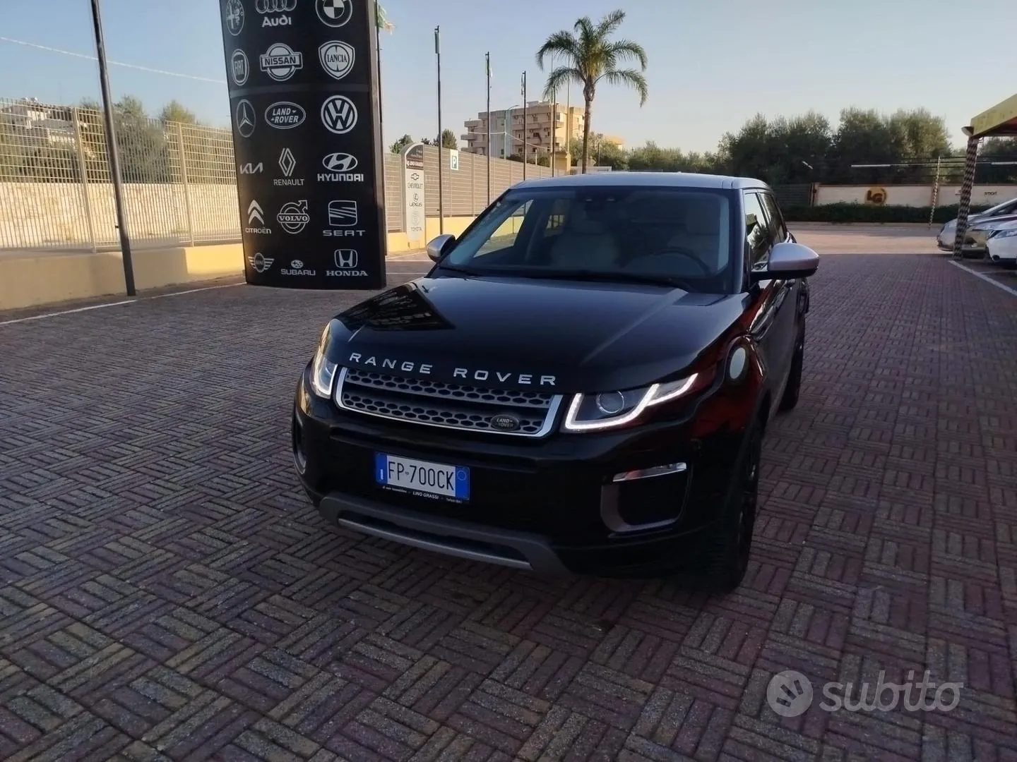 Land Rover Range Rover Evoque 2018 photo 5
