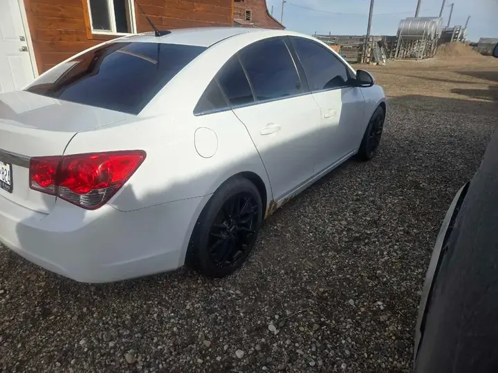 Chevrolet Cruze 2014 photo 3