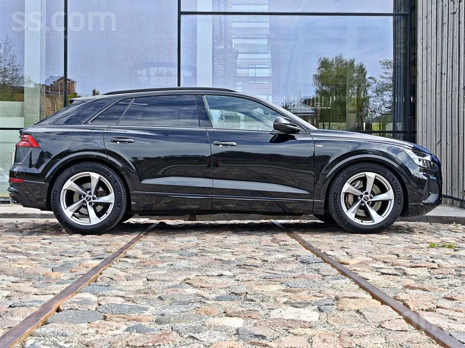 Audi Q8 2021 photo 5