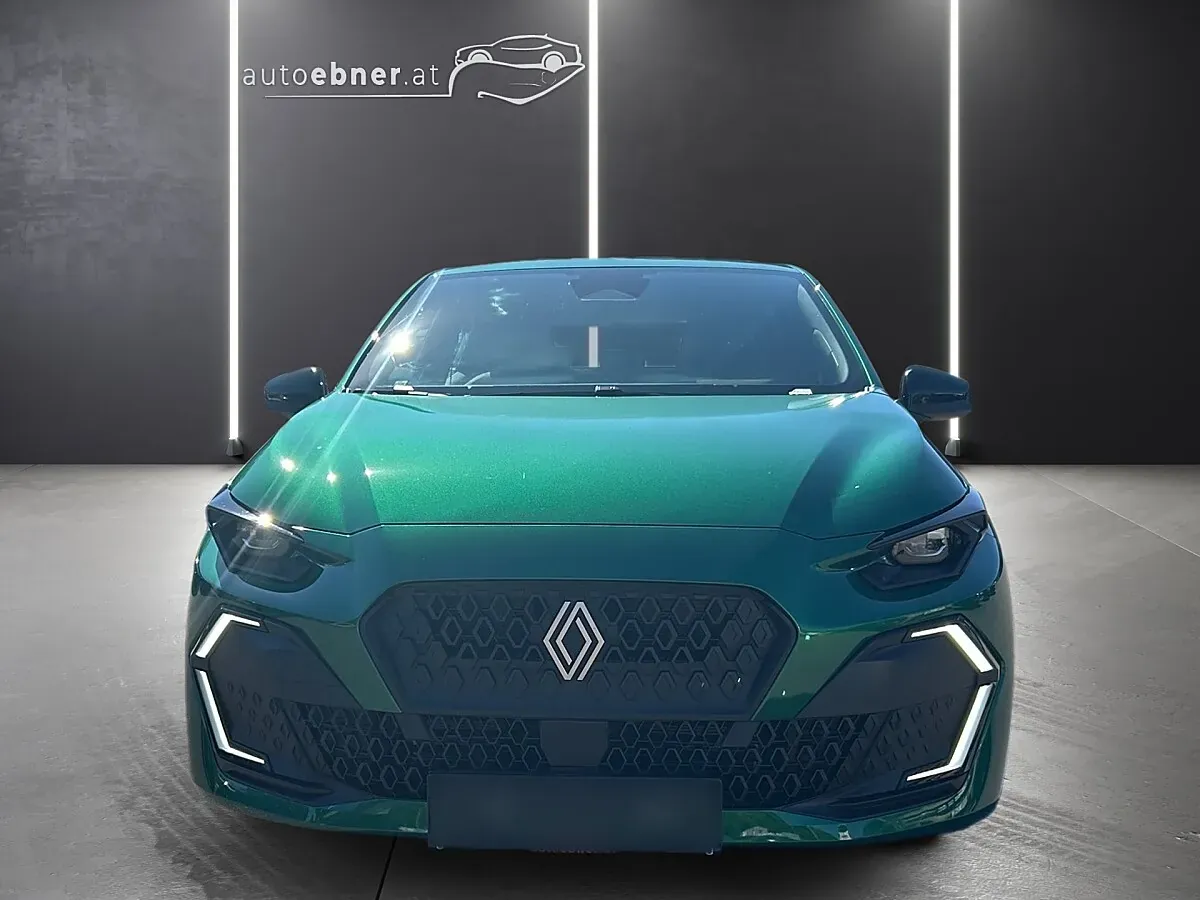 Renault Clio photo 2
