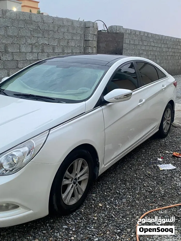 Hyundai Sonata 2012 photo 2