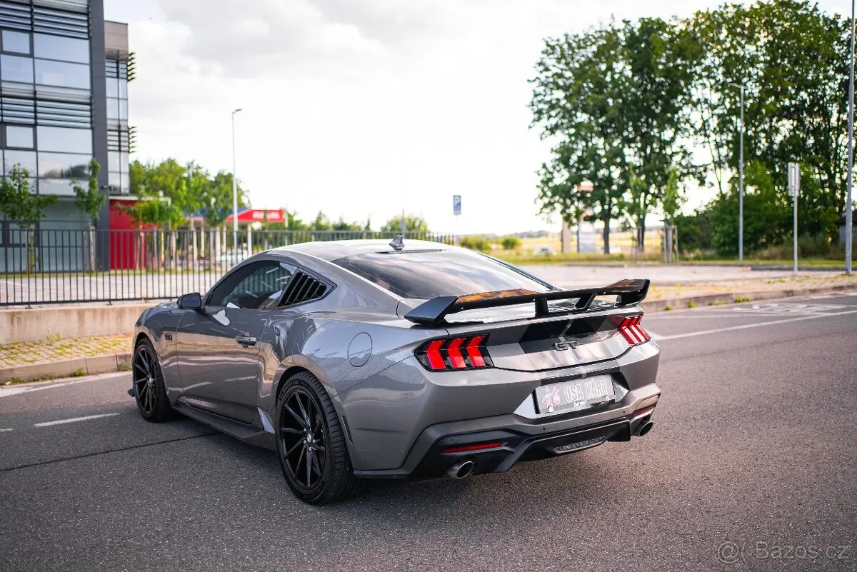 Ford Mustang 2024 photo 4