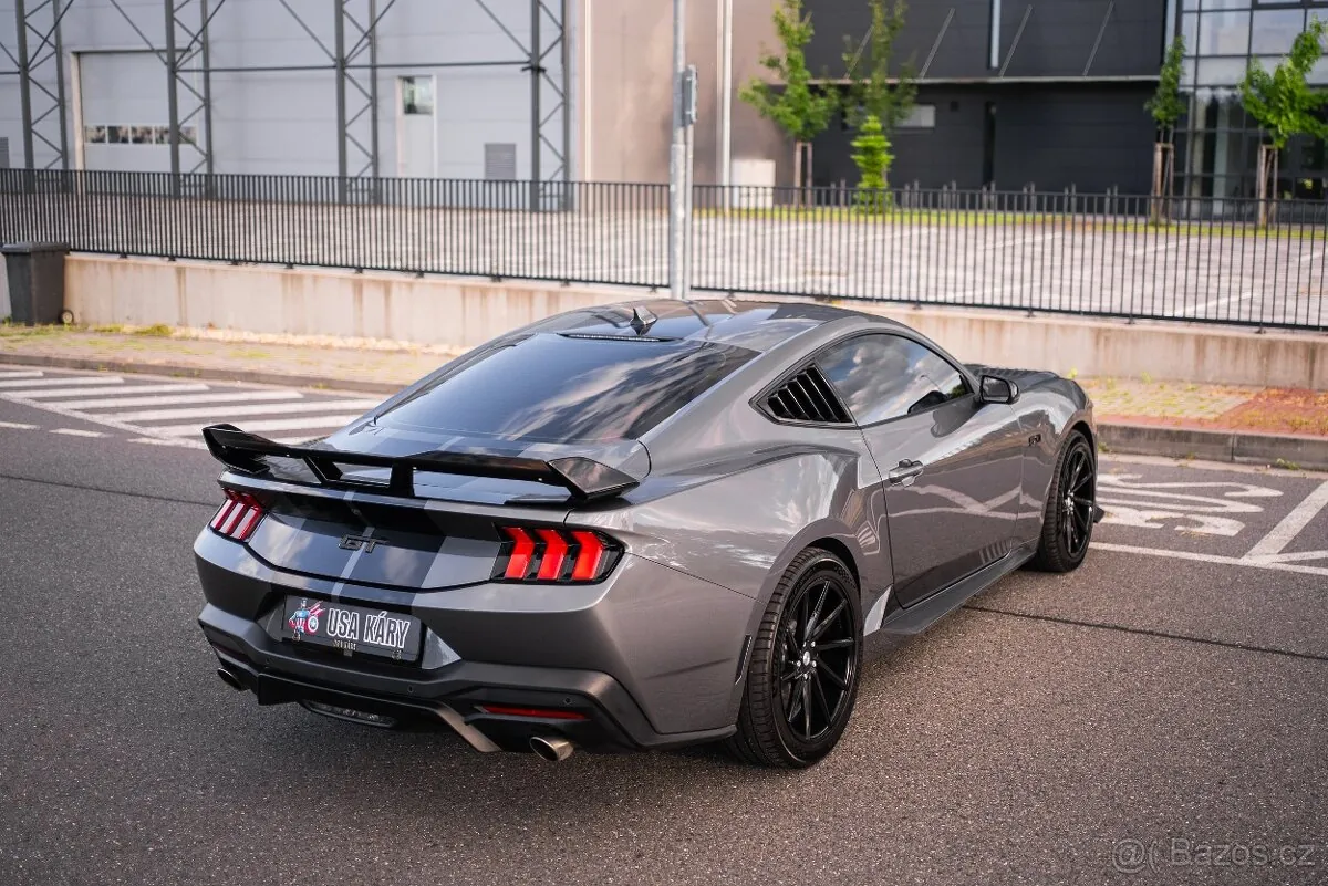 Ford Mustang 2024 photo 5