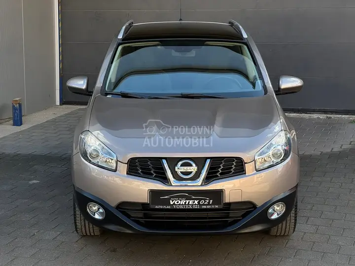 Nissan Qashqai 2011 photo 2