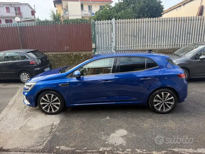 Renault Megane 2021 photo 2