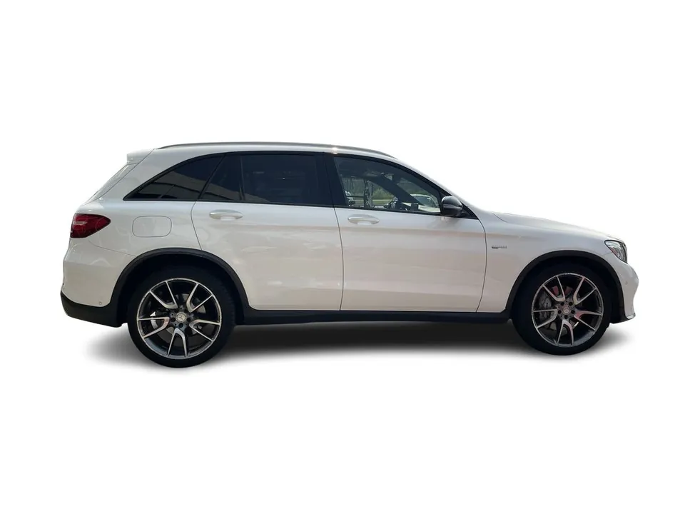Mercedes-Amg Glc 2017 photo 3