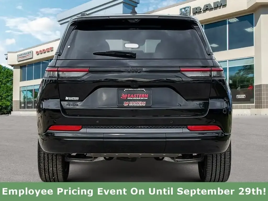 Jeep Grand Cherokee 2026 photo 4