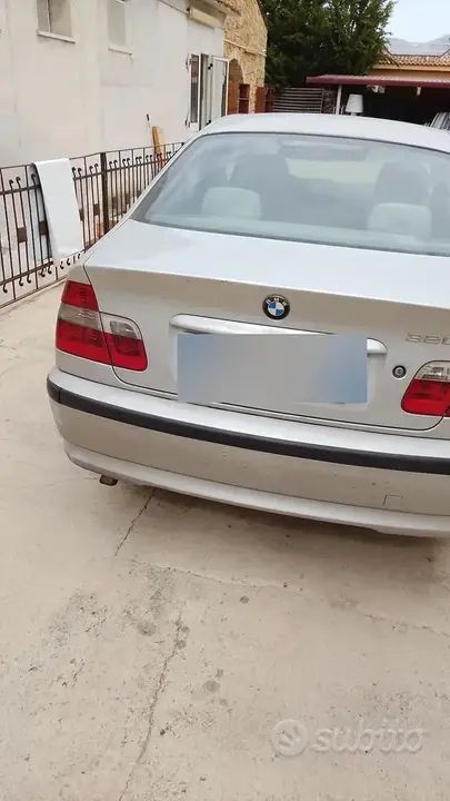 BMW 320