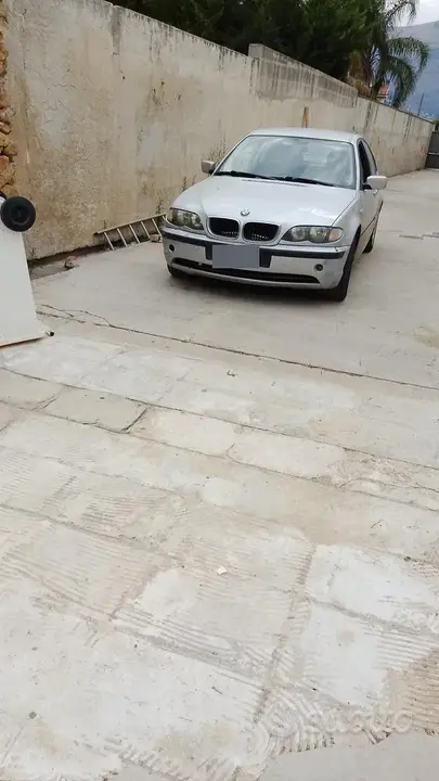 BMW 320 2002 photo 2