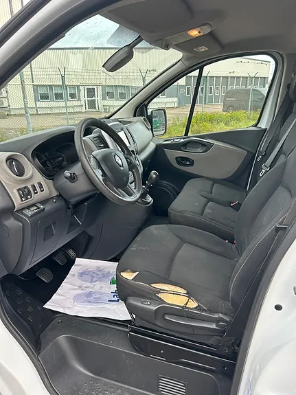 Renault Trafic 2016 photo 3