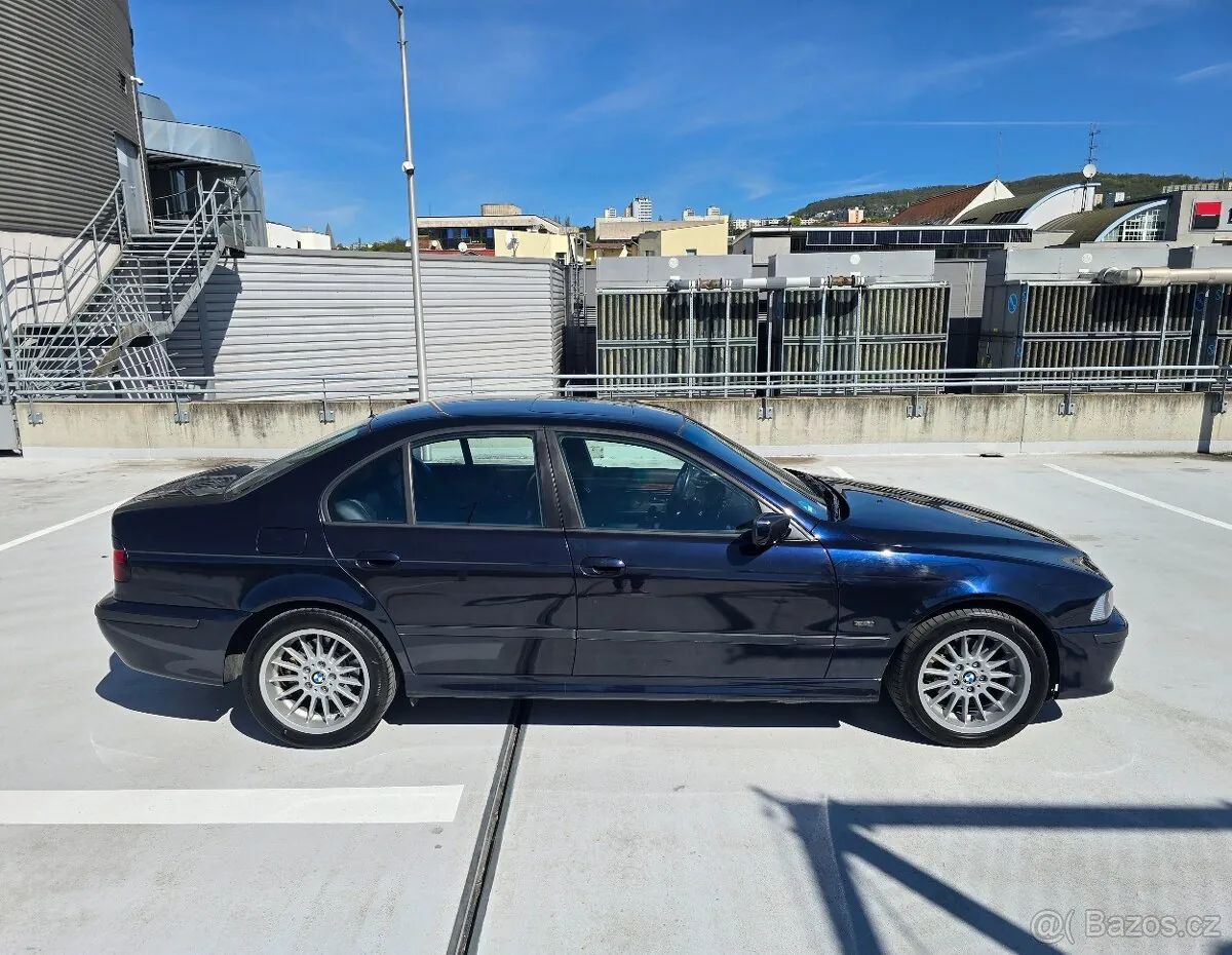 BMW E39 1999 photo 4