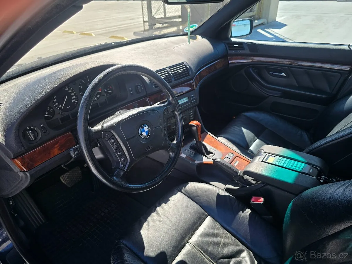 BMW E39 1999 photo 5