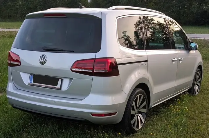 Volkswagen Sharan 2016 photo 2