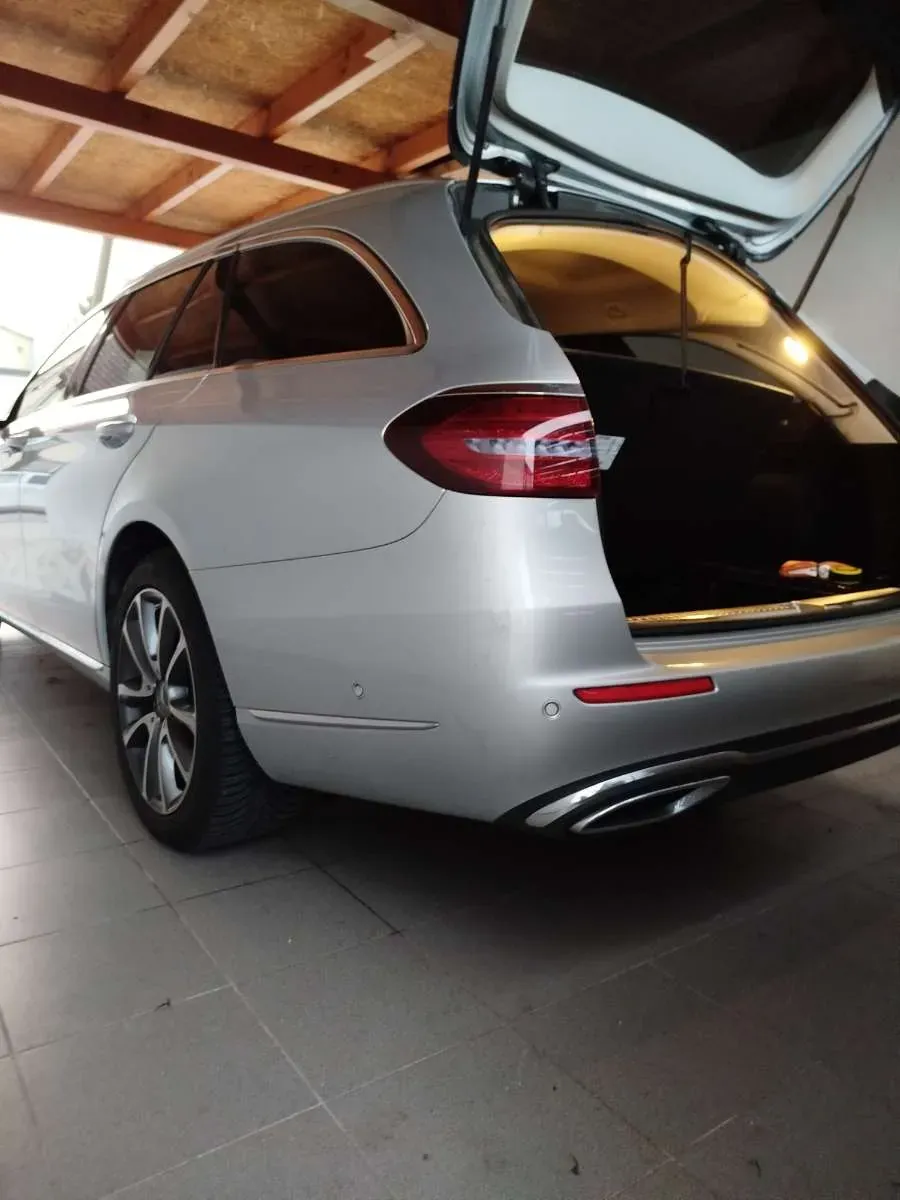 Mercedes-Benz E-Class 2017 photo 3