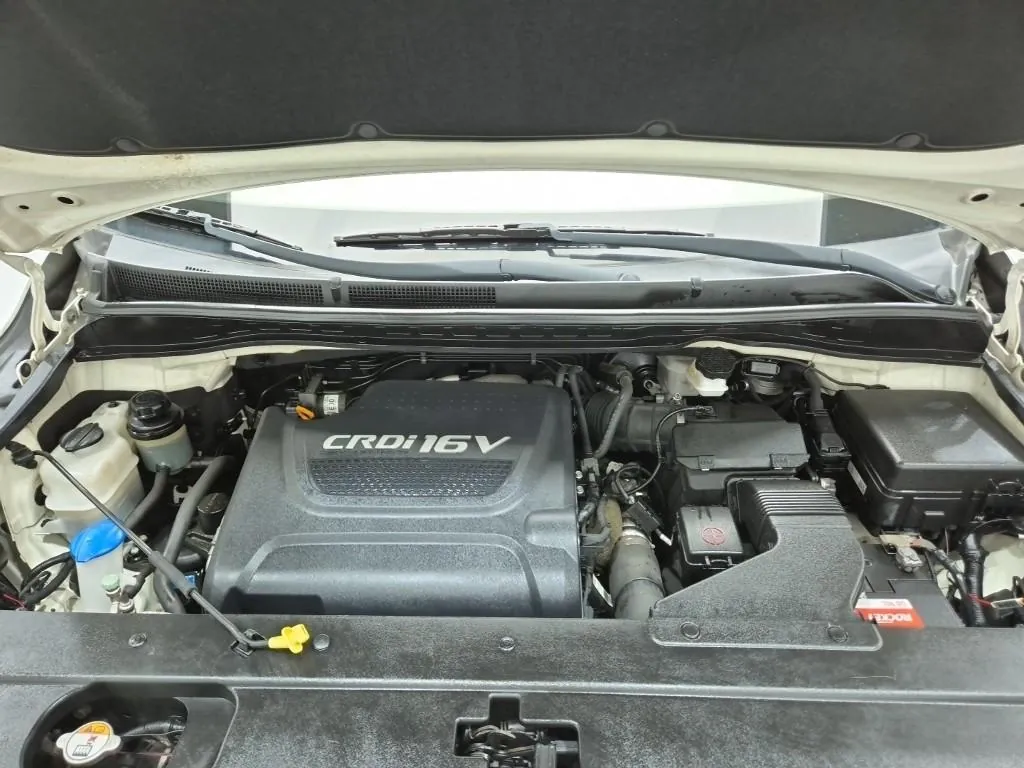 Kia Carnival 2015 photo 5