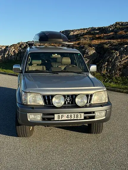 Toyota Land Cruiser 2000 photo 3