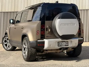 Land Rover Defender 2020 photo 3