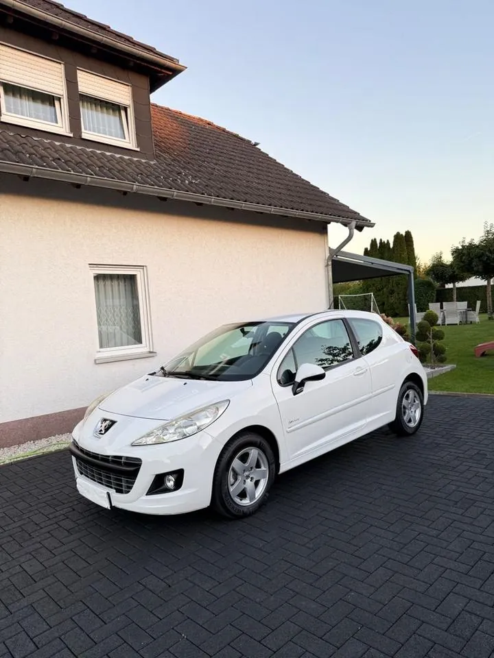 Peugeot 207