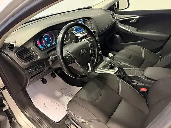 Volvo V40 2014 photo 5