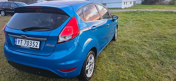 Ford Fiesta 2014 photo 3