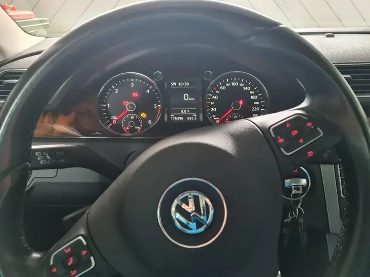 Volkswagen Passat Cc 2012 photo 3