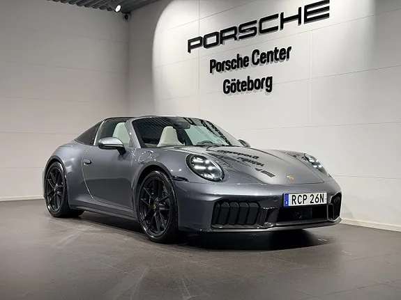 Porsche 911 Targa 4 Gts 2026 photo 2