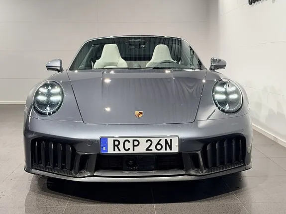 Porsche 911 Targa 4 Gts 2026 photo 3
