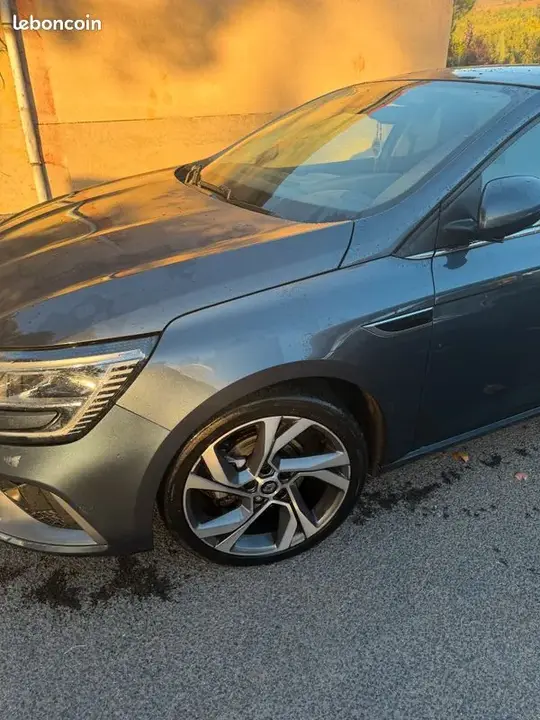 Renault Megane 2022 photo 3