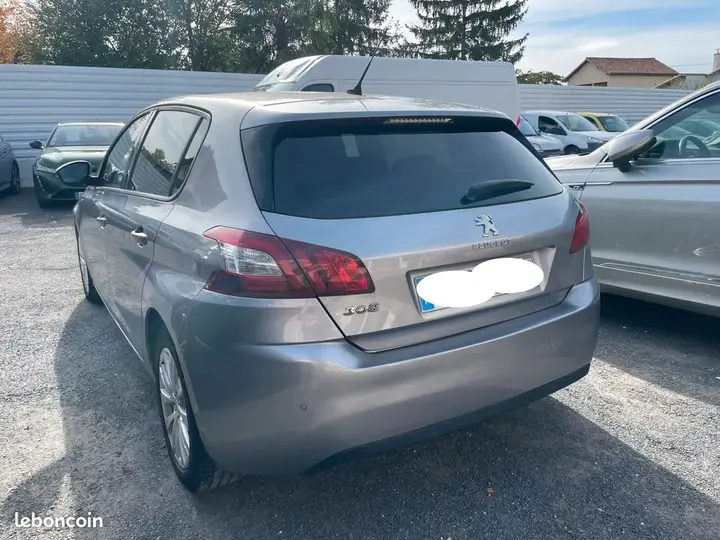 Peugeot 308 2017 photo 3